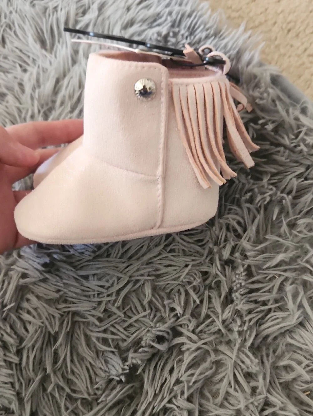 Vince Camuto Baby Walker Booties in Blush Pink Size 2